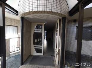 大産板付マンションの物件外観写真